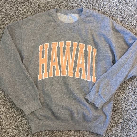 Sun-kissed Hawaii Crew - Picture 1 of 1